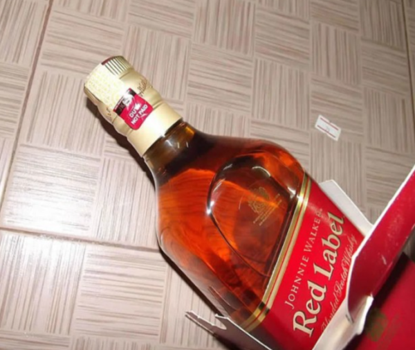 🟢 พร้อมส่ง Johnnie Walker Red Label ถึงมือคุณ