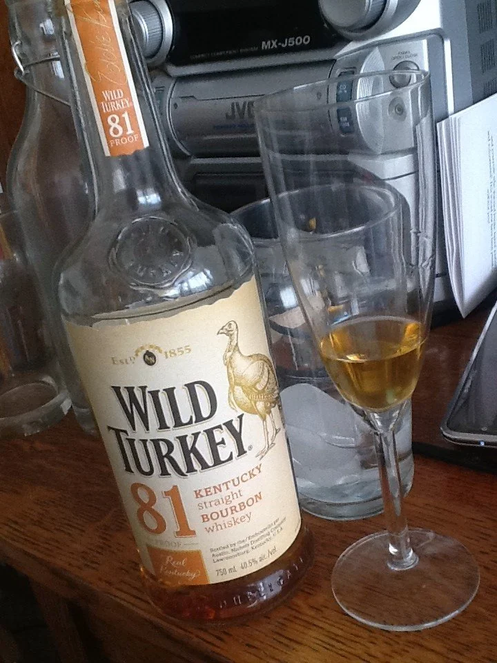 Wild Turkey 81 Proof Bourbon ข้อเสนอสุดคุ้ม