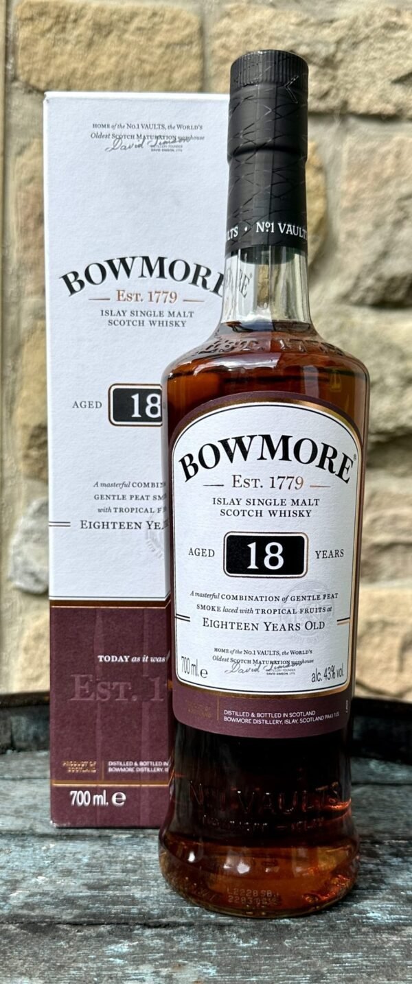 Bowmore 18 Year Islay Single Malt Scotch Whisky - Image 10