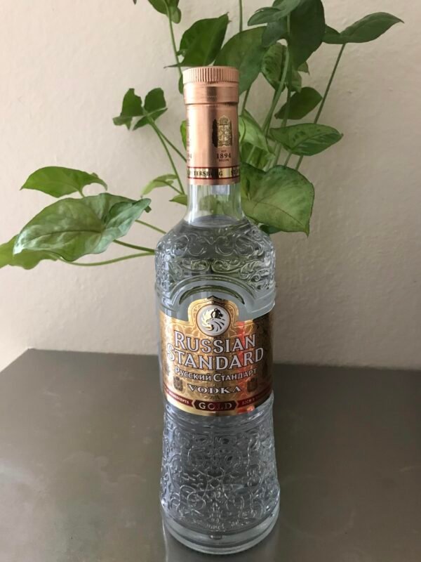 Pyccknn Ctahoapt Russian Standard Gold Vodka มอบประสบการณ์สุดพิเศษเหนือระดับให้ท่าน