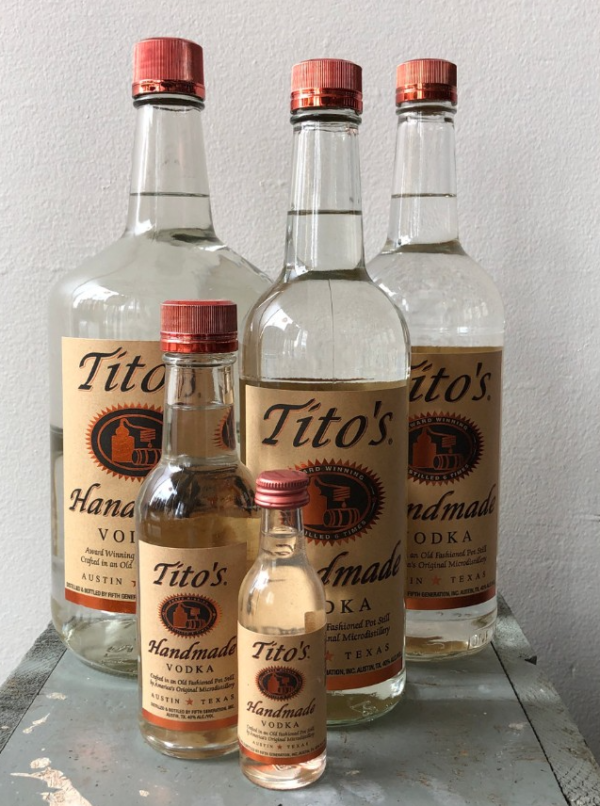 Tito's Handmade Vodka Old Fashioned Pot Still ส่งด่วนในกรุงเทพฯ 🏙️