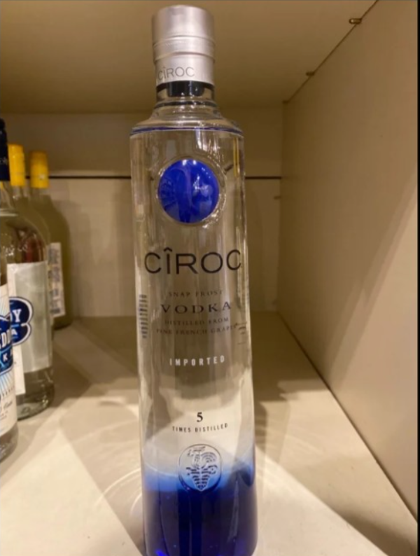 บริการจัดส่งด่วนพิเศษในเขตกรุงเทพฯ Ciroc Vodka 🏙️