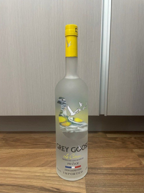 Grey Goose Le Citron ทักมาเลย!