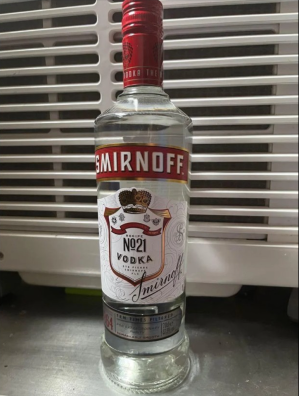 Vodka Smirnoff Red สั่งเลยคุ้มเวอร์👍