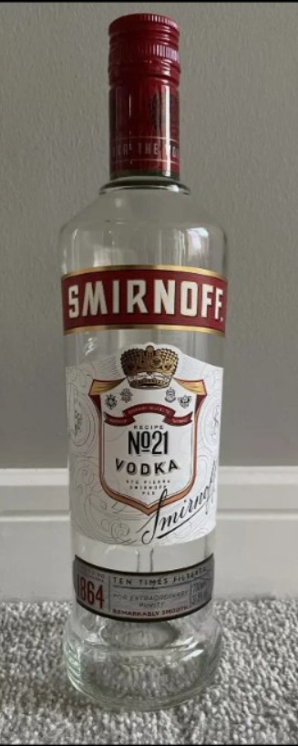 💬 ทักมาเลย! Vodka Smirnoff Red พร้อมตอบทุกคำถาม