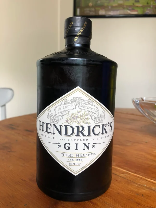 Hendrick's Gin ราคาถูกได้ที่นี่ 🛒