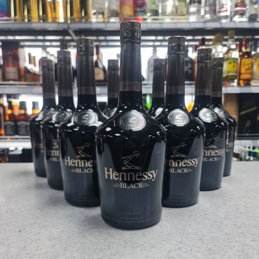 Hennessy Black Cognac พร้อมจัดส่งทั่วประเทศ 🚚 สัมผัสความล้ำค่า ✨