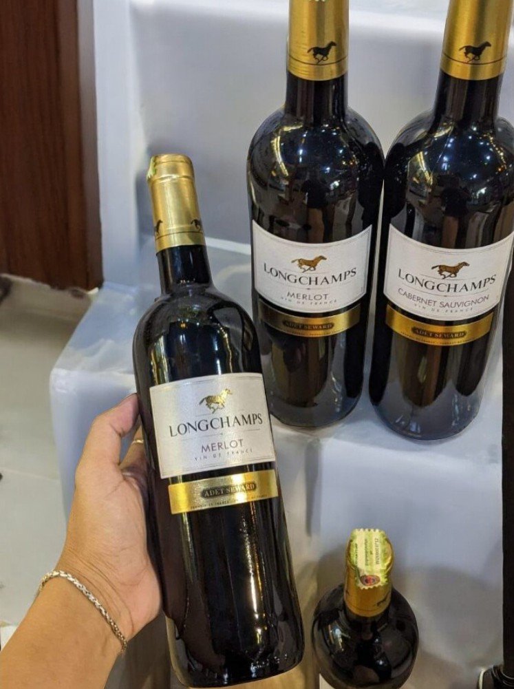 Longchamps Merlot ราคาสุดพิเศษเฉพาะคุณ