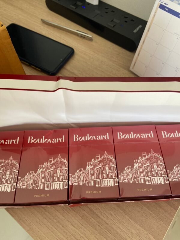 บุหรี่ Boulevard Premium Red 1แถว