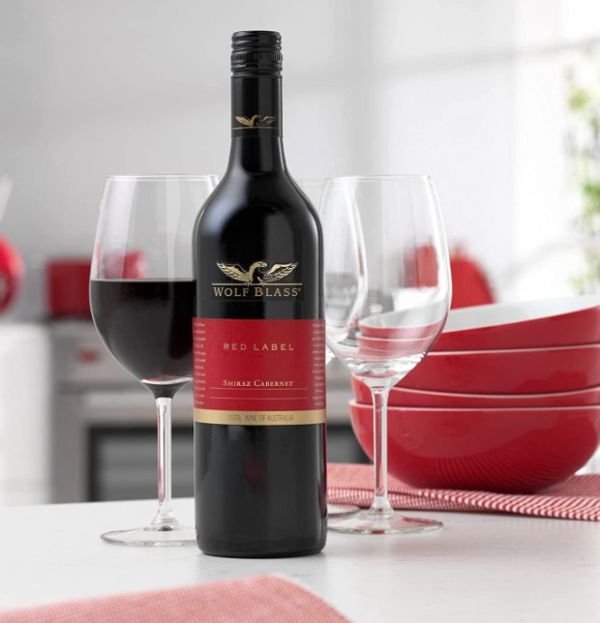 Wolf Blass Shiraz Cabernet Red Label ของมันต้องมี!