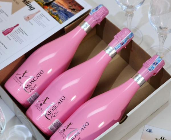 Cavatina Moscato Rose ราคาสบายกระเป๋า