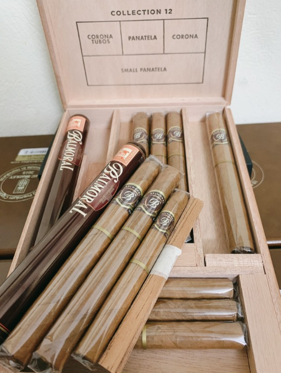 Balmoral Dominican Collection 12 Cigars ราคาถูกที่สุด