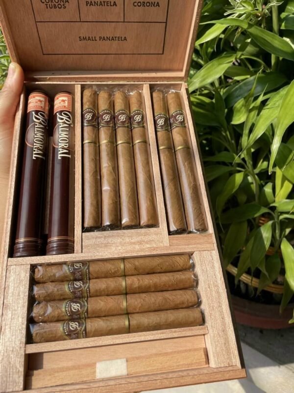 Balmoral Dominican Collection 12 Cigars จัดโปร