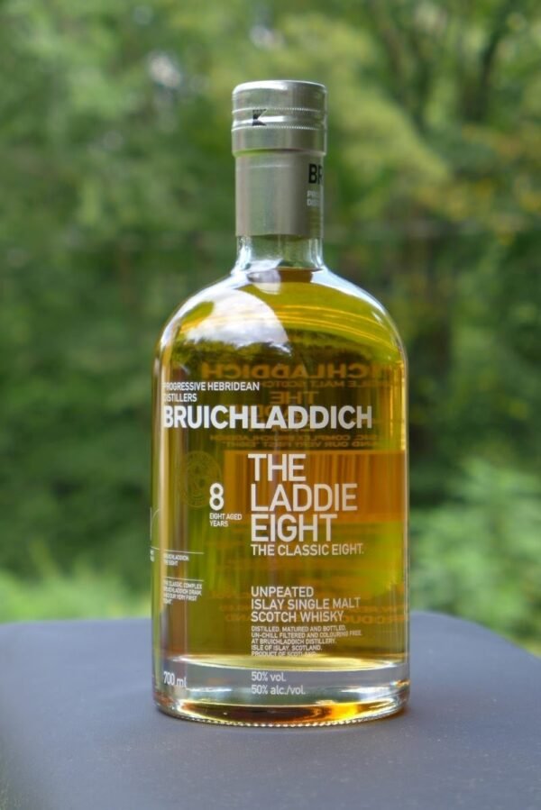 ราคาดี๊ดีBruichladdich The Laddie Eight