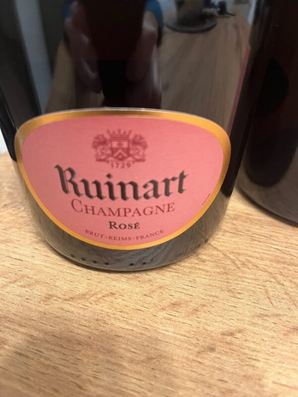 Dom Ruinart Brut Rose ทักมาเลย! 📩