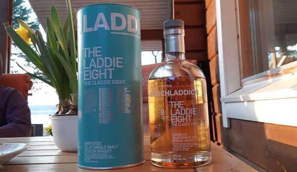 Bruichladdich The Laddie Eight ส่ง Grab ด่วนทันใจ 🚴‍♂️