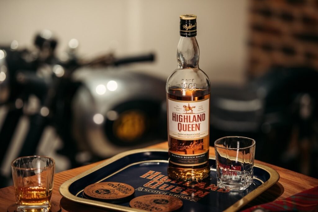 Highland Queen Blended Scotch Whiskyส่ง Grab ด่วนทันใจ🛵