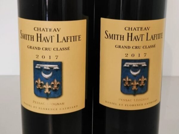 Château Smith Haut Lafitte Pessac Léognan Grand Cru Classé 2017 - Image 3