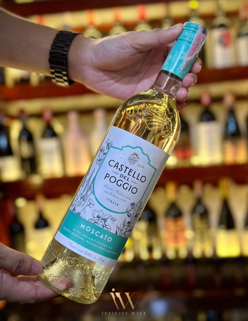 🛒 สั่งซื้อ Castello Del Poggio Moscato ได้ที่นี่!