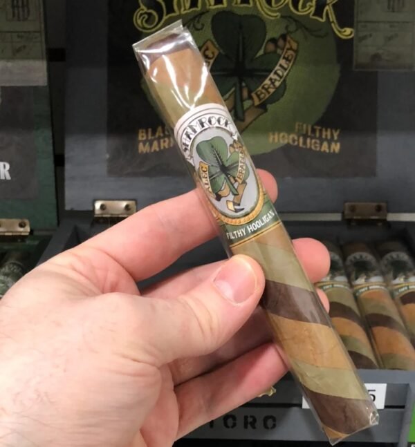 Alec Bradley Black Market Filthy Hooligan Shamrock Toro 6x50 (24มวน) - Image 3