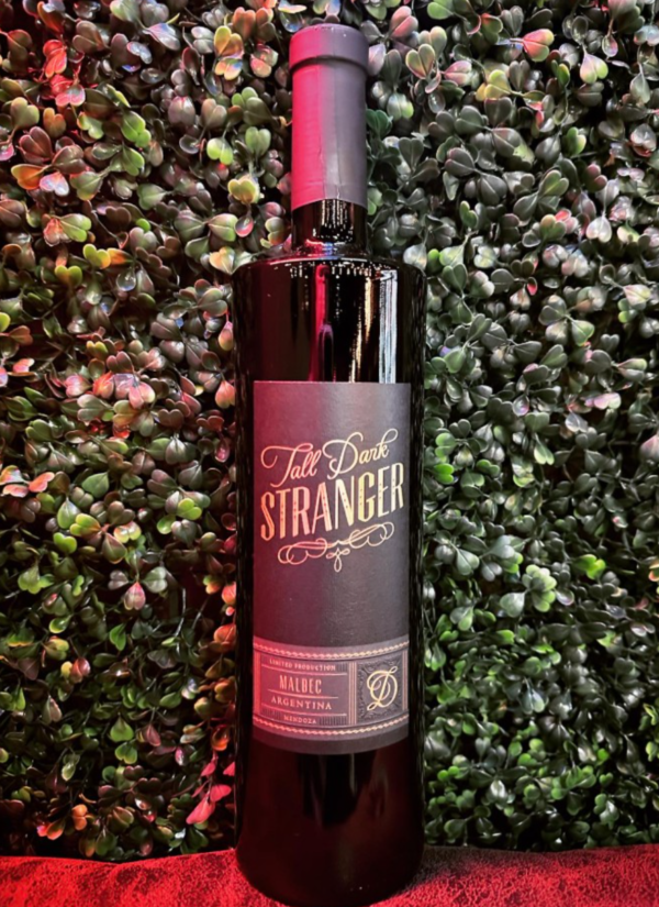 Tall Dark Wines Malbec Strangerของมันต้องมี! ✔️