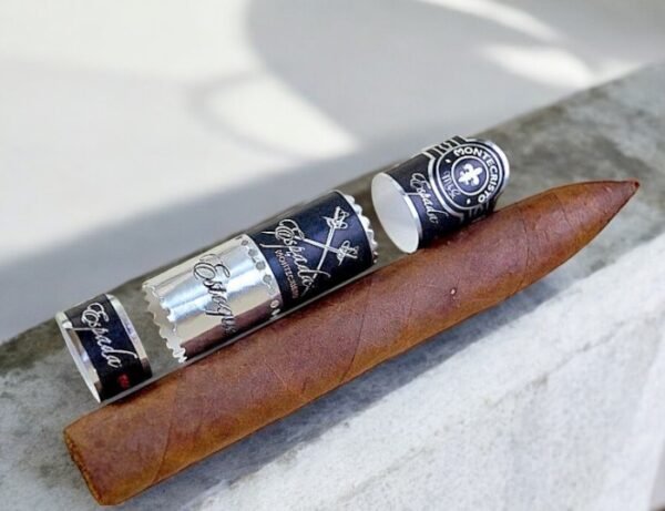 Montecristo Crafted by AJ Fernandez Toro 6x50 (10มวน) - Image 5