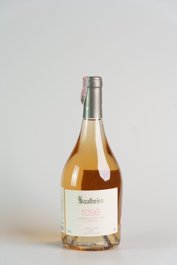 Soalheiro Mineral Rosé Alvarinho-Pinot Noir 2021ส่ง Grab ด่วนทันใจ 🚴‍♂️