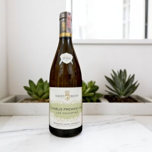 มีรีวิวหรือคะแนนจากนักไวน์เกี่ยวกับ Domaine Long Pawuit Albert Bichot Chablis 1er Cru Les Vaucoupin 2022 หรือไม่?