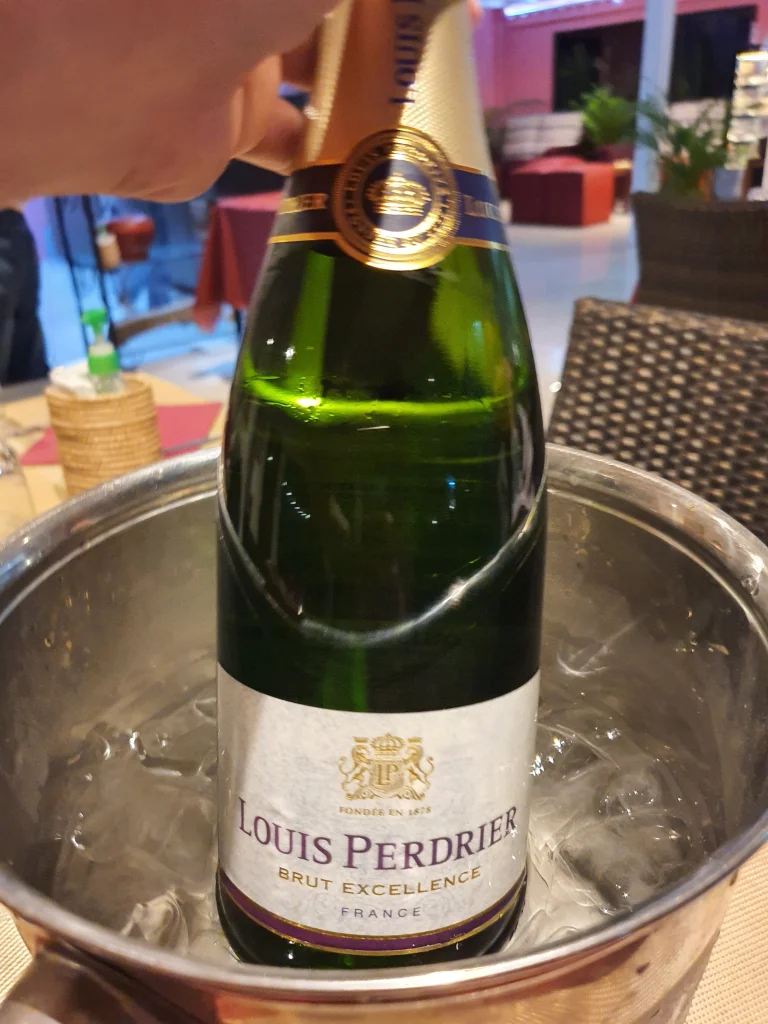 Louis Perdrier Brut Excellenceราคาโดนใจ แบบนี้ต้องจัด 🛍️