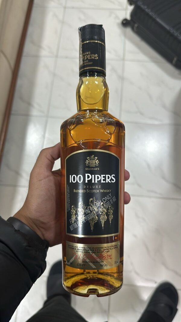 100 Pipers Whiskey - Image 7