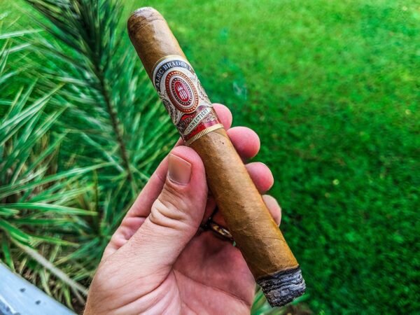 Alec Bradley Connecticut Robusto 5×50.ราคาถูกได้ที่นี่ 🛒