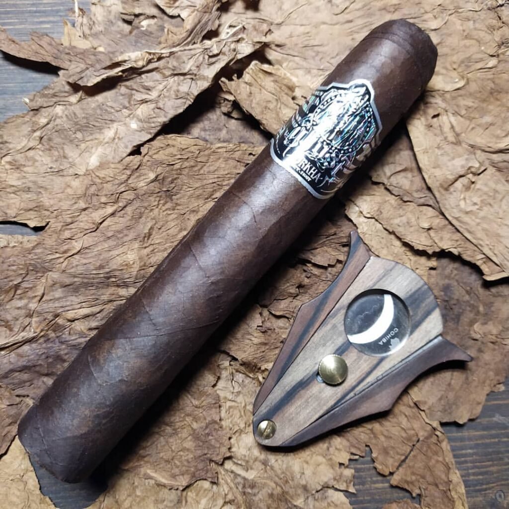 Gurkha Ghost Envy 7x70.