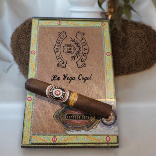 Alec Bradley Coyol 5x52