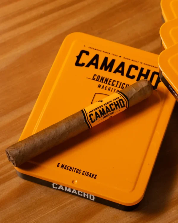 Camacho Connecticut Robusto Tubo (5 x 50)ราคาสุดพิเศษ