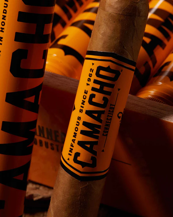 Camacho Connecticut Robusto Tubo (5 x 50)โปรโมชั่น