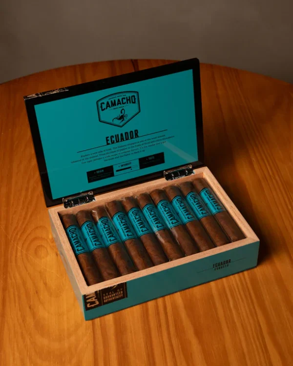 Camacho Ecuador 5x50.ส่งด่วน