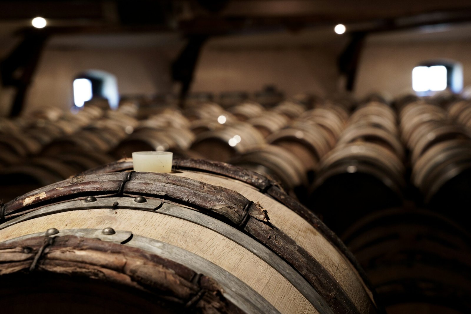 a bunch of barrels that are in a room