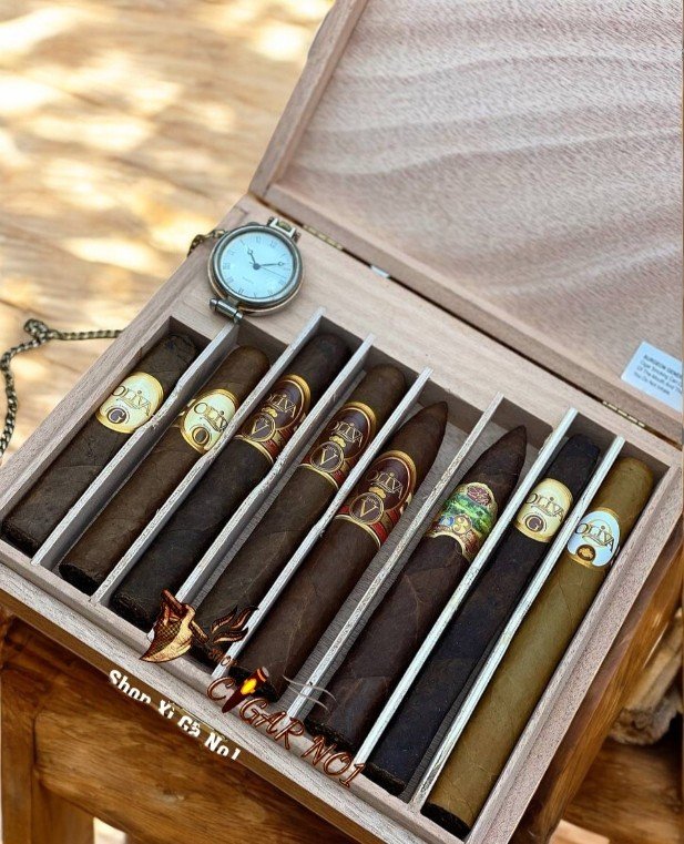 Taste of Oliva 8 Cigar Assortmentราคาถูกได้ที่นี่ 🛒