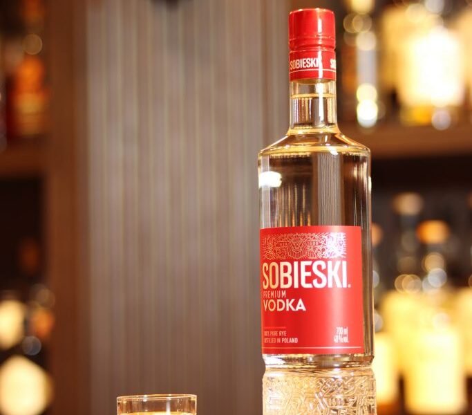 Sobieski Polish Rye Vodkaราคาถูกได้ที่นี่ 🛒