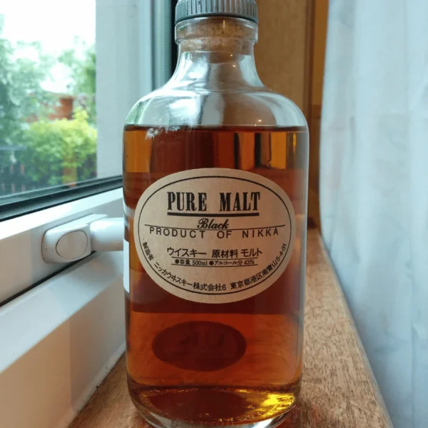 Nikka Pure Malt Black - Image 7