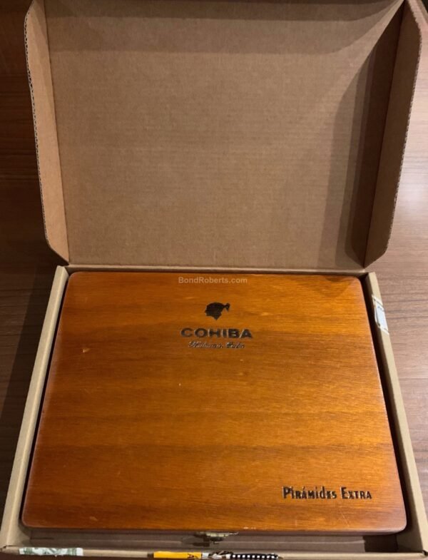 Cohiba Piramides Extraราคาถูกได้ที่นี่ 🛒